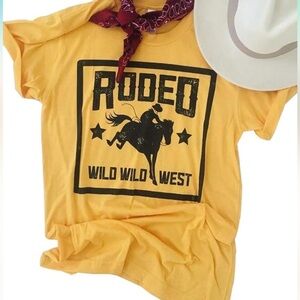 Graphic rodeo tee